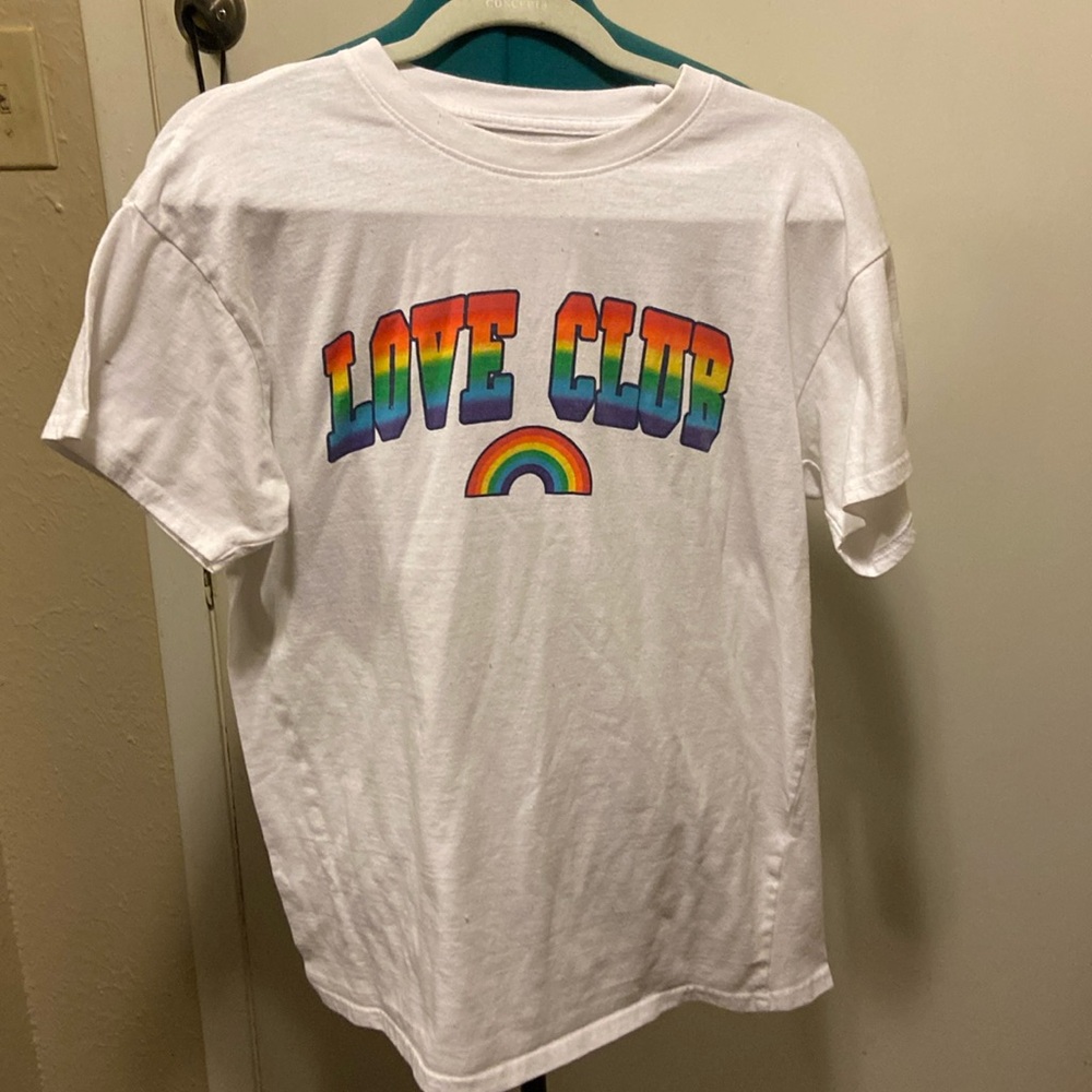 Unisex Lg white T-Shirt “Love Club” rainbow short sleeves plain back